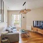 Apartment Invalide By Studio Prestige