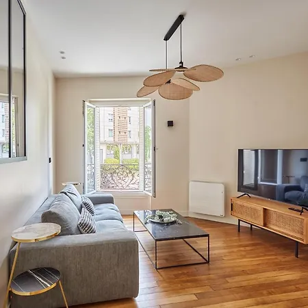 Invalide By Prestige Parigi